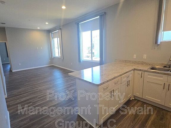3rd image of 760 Avenue C SW Unit 104