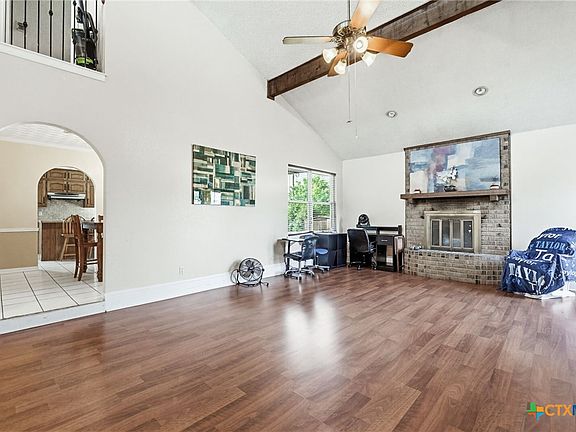 4th image of 3002 Homer Cir