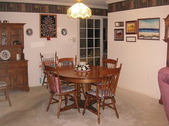3rd image of 527 Francis Avenue Ct