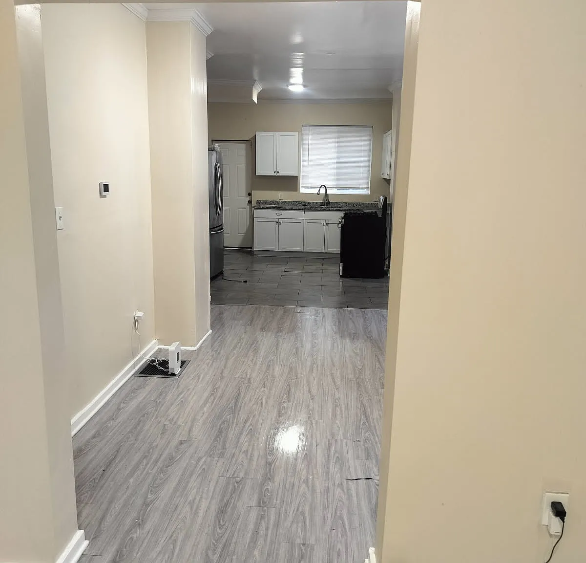 2 bed, 1200 sqft, $1,300 — Photo 4