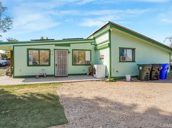 18325 El Molino St, Bloomington, CA 92316