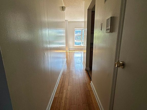 4th image of 8 E 11th St Unit 3AB