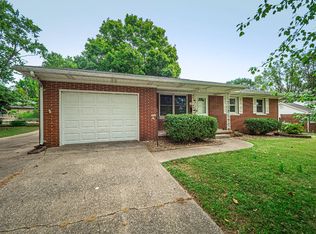 1230 Dereham Dr, Mount Vernon, IN 47620
