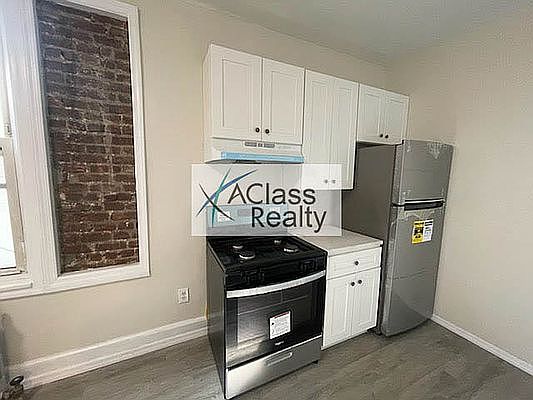 1st image of 23-22 Steinway St #B3