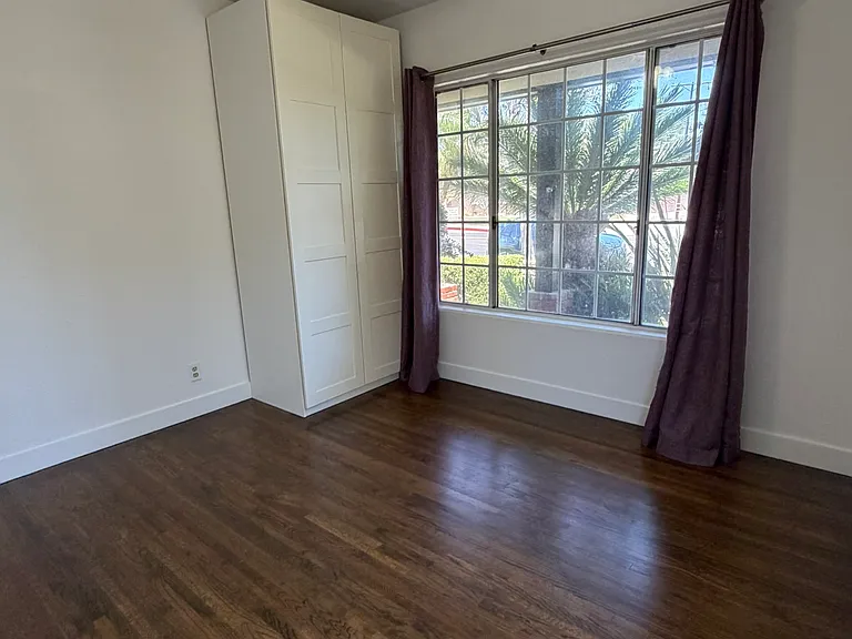 5425 Clark Ave — Photo 19