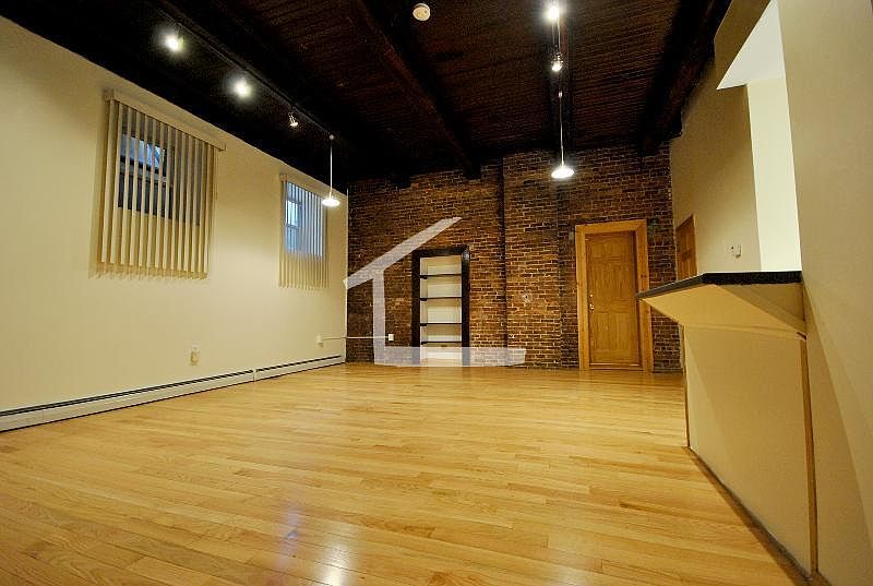 1st image of 23 Saint Marys Ct #1