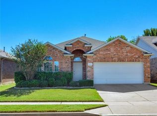 6316 Melanie Dr, Fort Worth, TX 76131