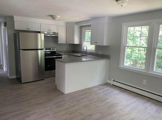 11 Holly Ln, Greenland, NH 03840