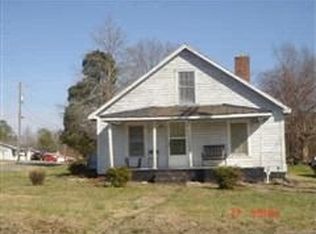 861 Ross St, Burlington, NC 27217