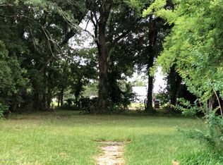 205 5th St, Abbeville, LA 70510