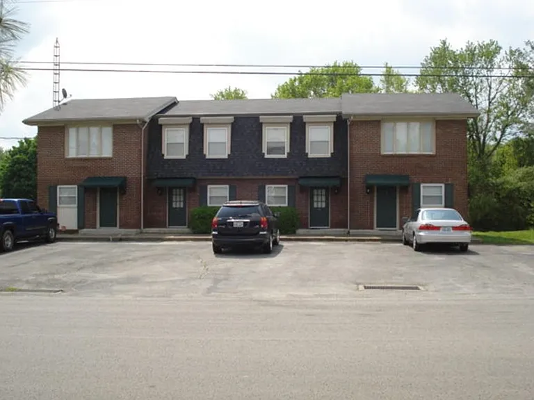604 & D Eastwood St #A — Photo 1