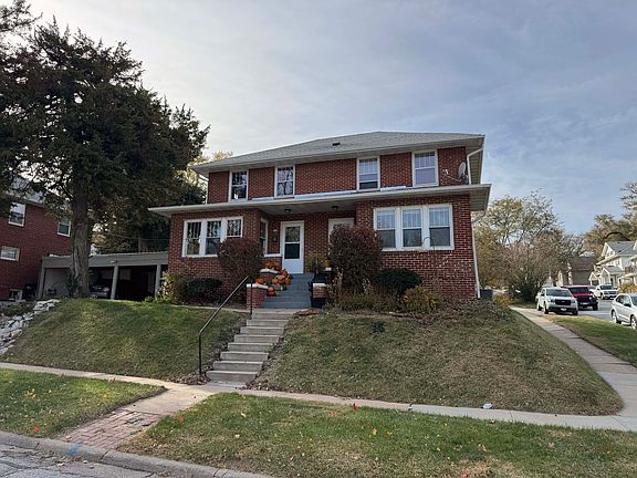 2nd image of 722 N 48th St