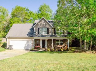 240 Windsong Cir, Social Circle, GA 30025