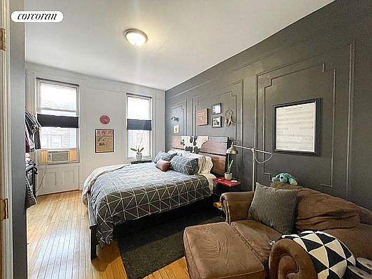 2nd image of 235 Frost St APT 2R