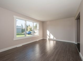 13027 132nd St NW, Edmonton, AB