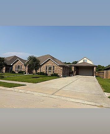 4th image of 3423 Patagonia St