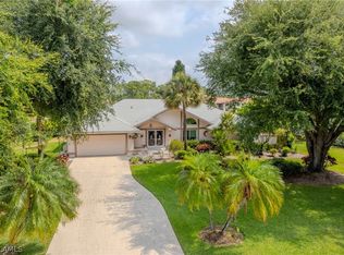 7181 Appleby Dr, Naples, FL 34104
