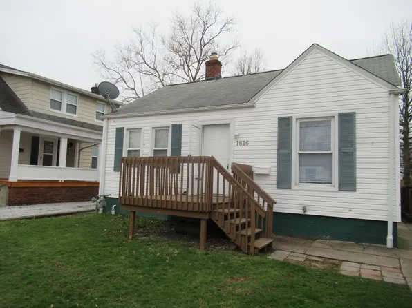 1616 Douglas Rd, Wickliffe, OH 44092