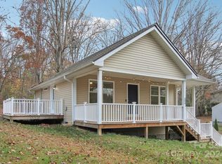 354 Stoney Mountain Rd, Hendersonville, NC 28791