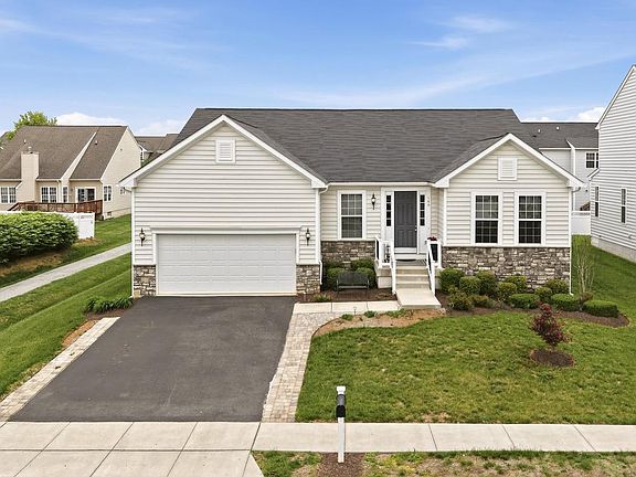 4th image of 109 Shallow Creek Dr