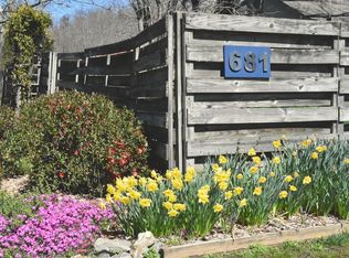 681 Bee Tree Rd, Swannanoa, NC 28778
