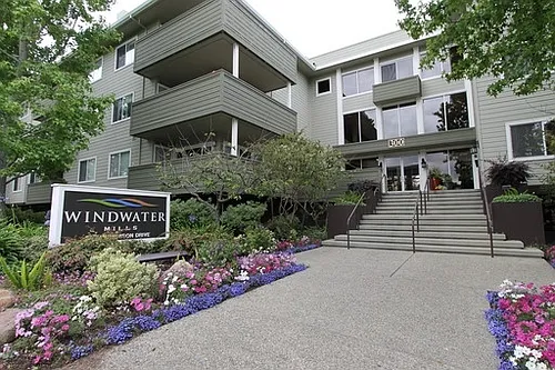 300 Murchison Dr #300 Photo 1