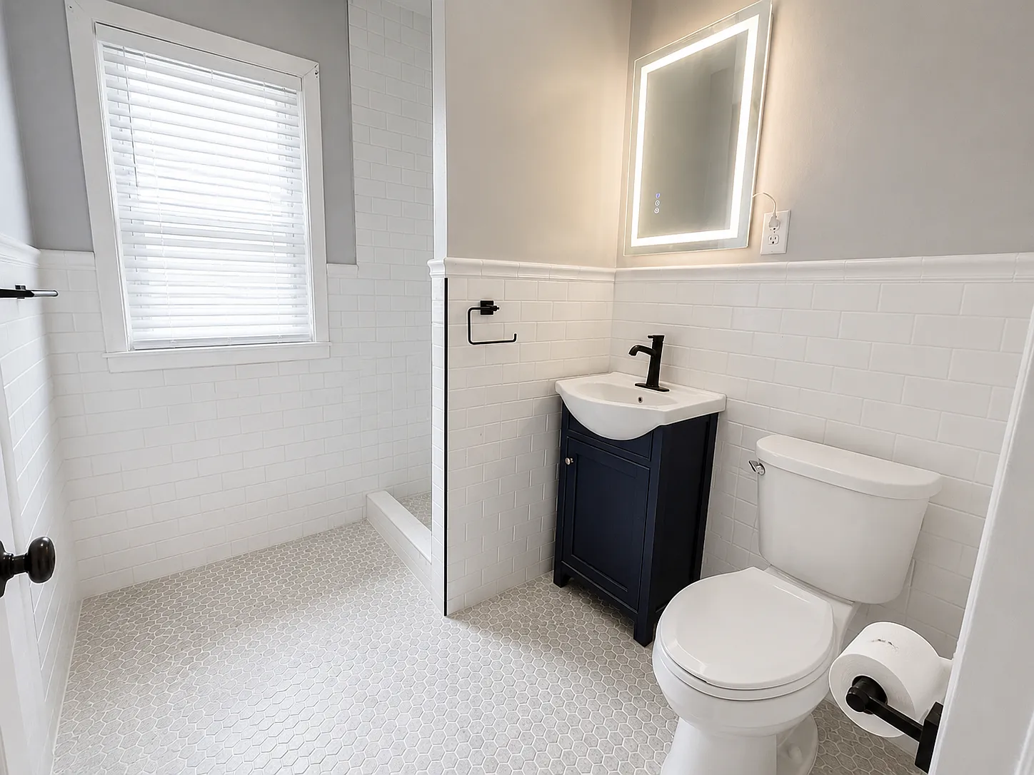 6 bed, 2.5 bath, $3,500 — Photo 3