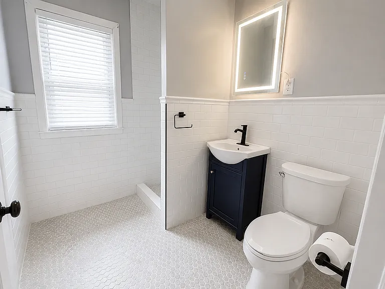 1720 Como Ave SE #0 — Photo 3