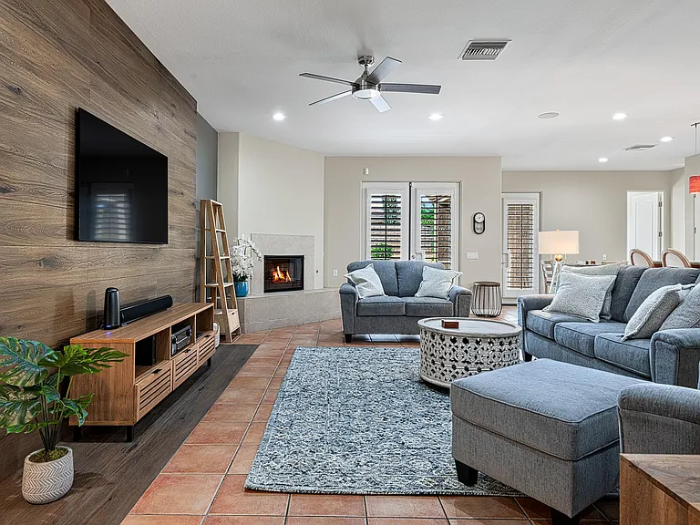 40729 Palm Ct — Photo 6