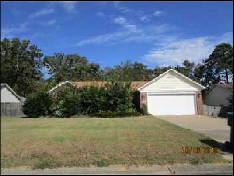 1st image of 1706 Kensington Dr