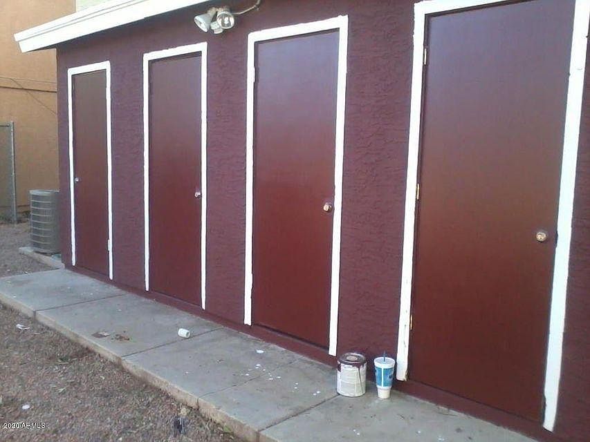 2nd image of 2920 E Cicero St Unit 101