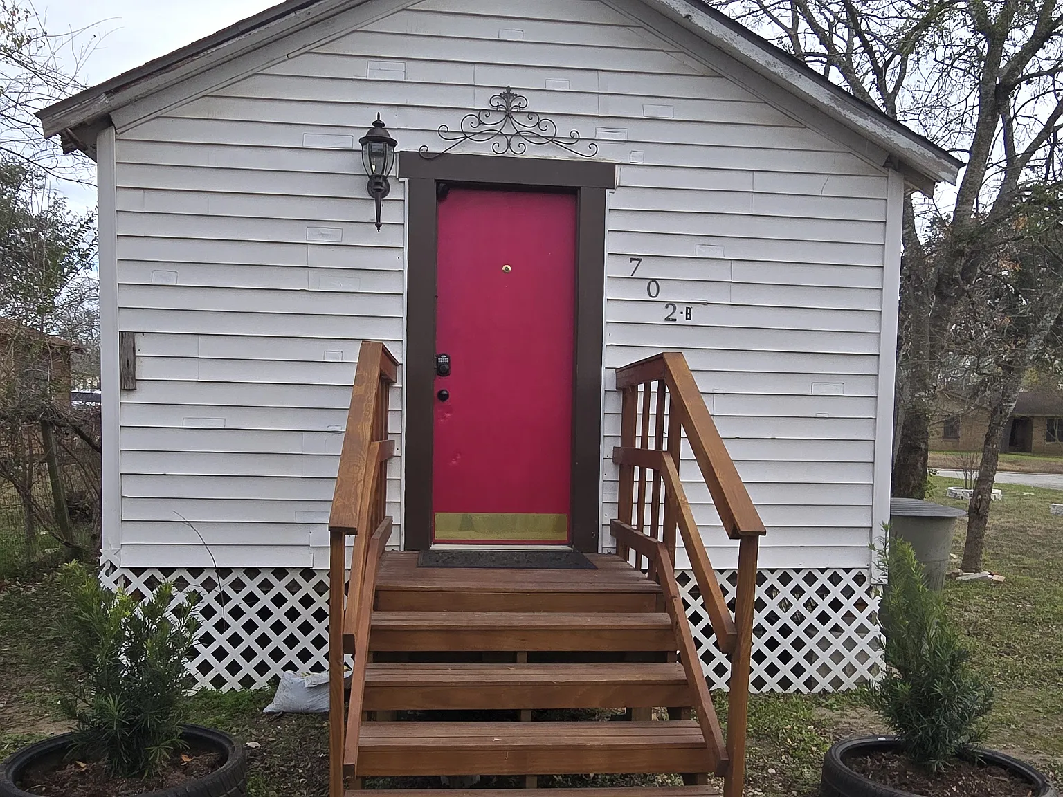 702 Dean St — Photo 2