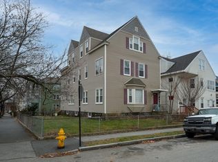 8 Bedford Ave #1, Worcester, MA 01604