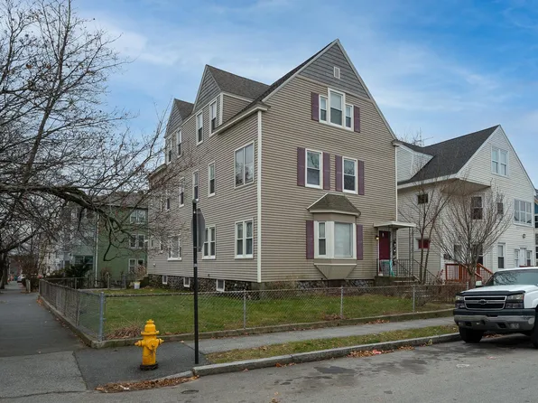 8 Bedford Ave #1, Worcester, MA 01604