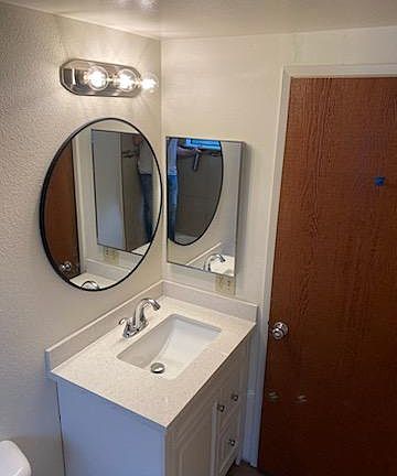 5th image of 107 N Oak St #0