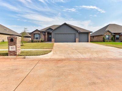 2021 W Crossbow Way, Mustang, OK, 73064