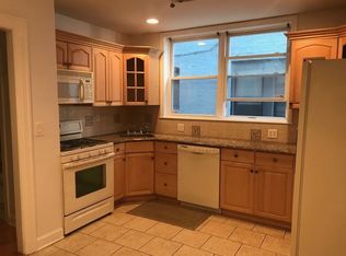 3132 34th St APT 1F, Astoria, NY 11106