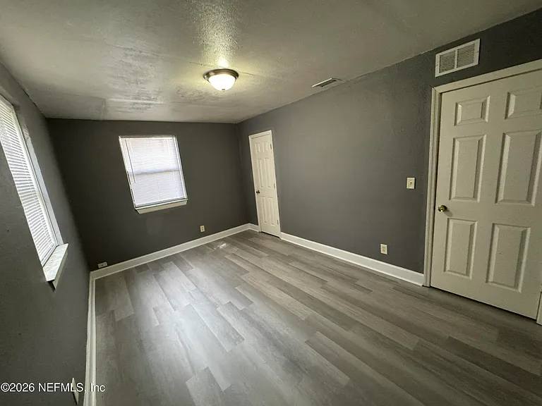4114 Moncrief Rd #2 — Photo 9