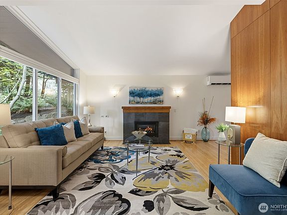 4th image of 11706 36th Avenue NE
