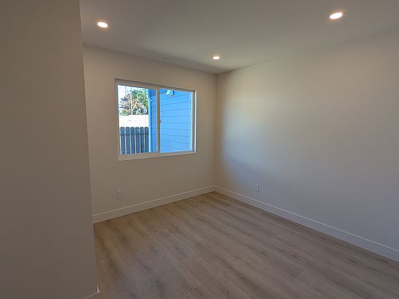 4th image of 150 Florida Ave #150A