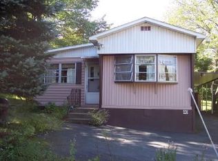 39-40 41 Oak Ln, Equinunk, PA 18417