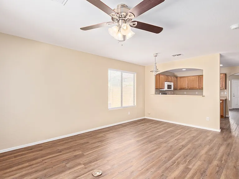 23809 W Adams St — Photo 7