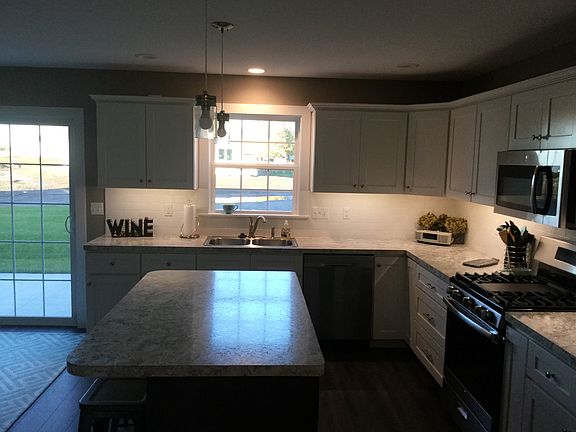 4th image of 5780 Stone Briar Ln S