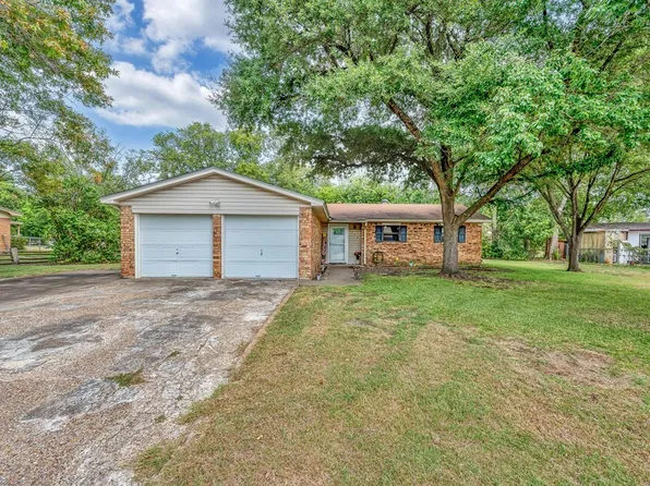 112 New Acres Dr, Hewitt, TX 76643