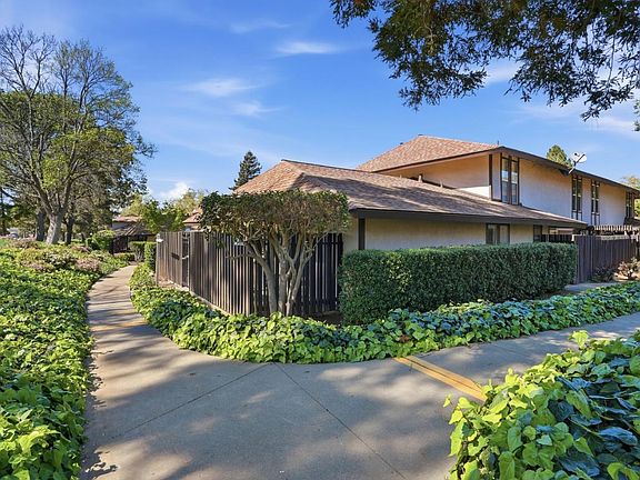 2nd image of 5442 Roundtree Ct APT A