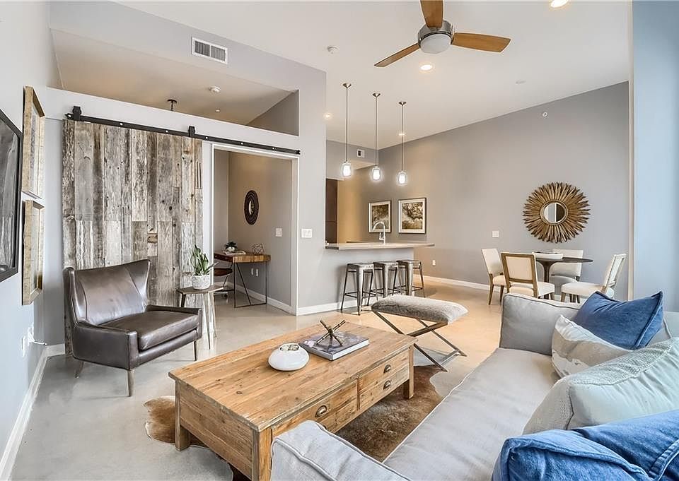 1st image of 507 Sabine St Floor 8