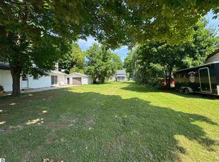210 N Canal St, Lake City, MI
