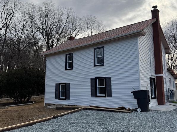 749 Center Rd