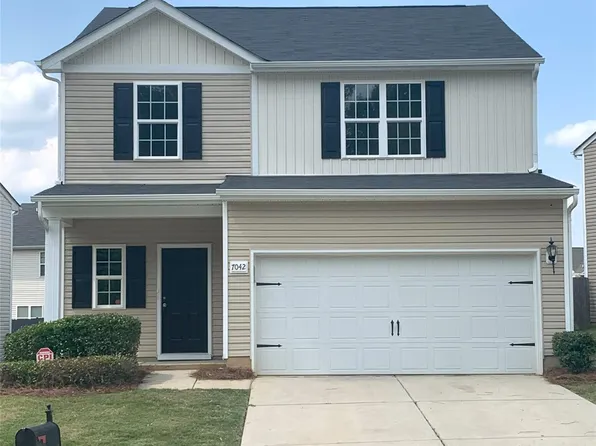 7042 Agava Ln, Charlotte, NC 28215