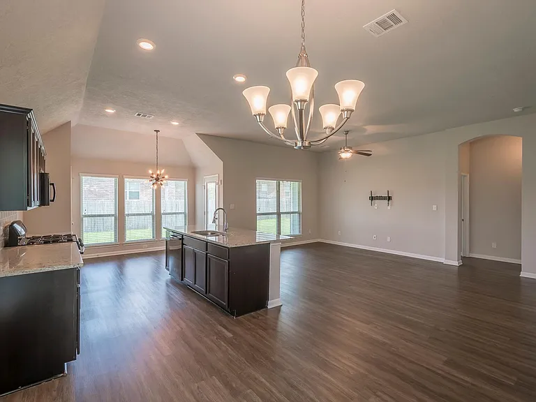 7418 Masters Dr — Photo 10